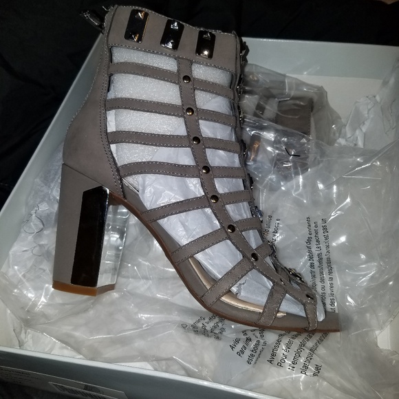 Jessica Simpson, Open toe sandals - Picture 2 of 6